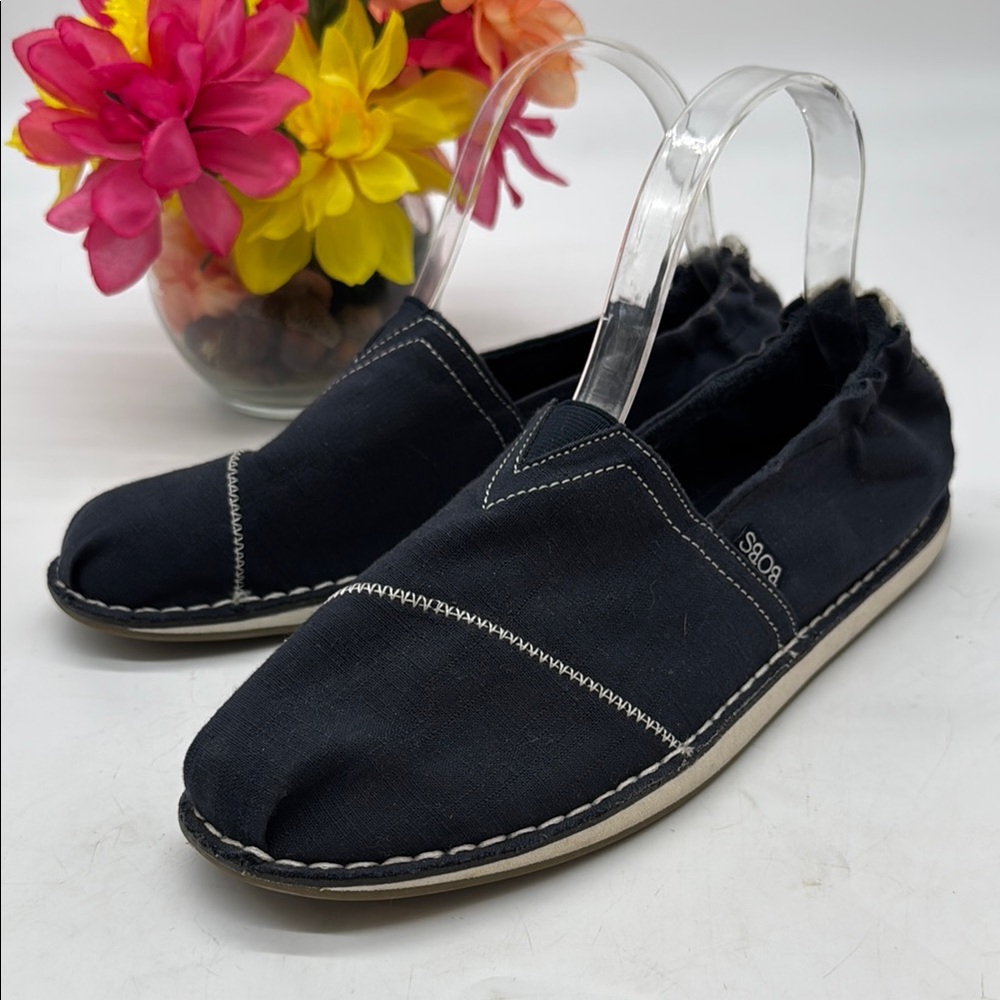 Bob's Navy Canvas Slip-On Loafers Size 9.5 BLO8667G